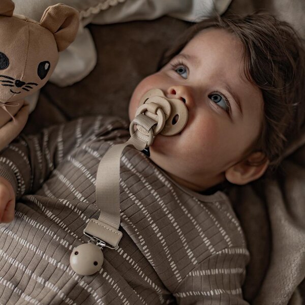 Elodie Details Pacifier Clip Wood - Pure Khaki - Elodie Details