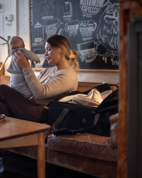 Easygrow Favn 2 Babynest/cot  Black - Easygrow