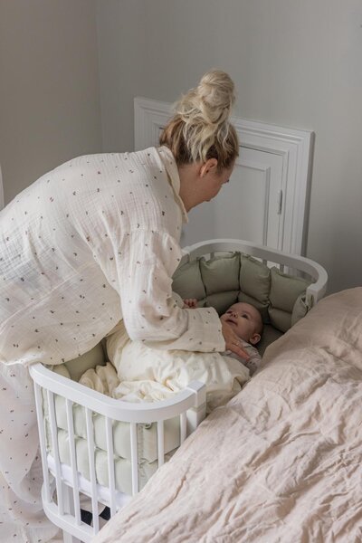 Sebra Bedside Crib, Classic White - Sebra